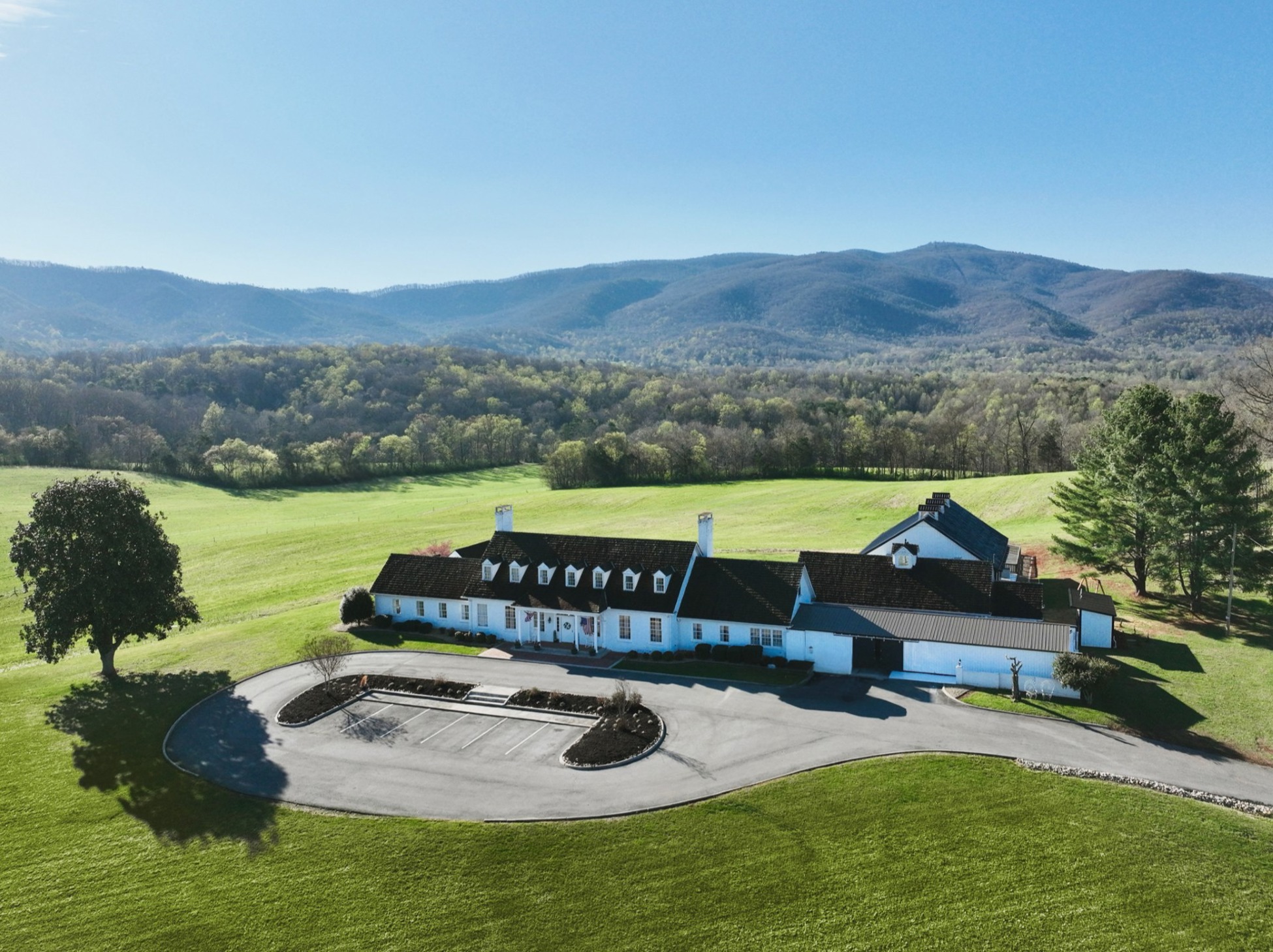 How a Wedding Day Flows at The Estate at Sweetwater Creek