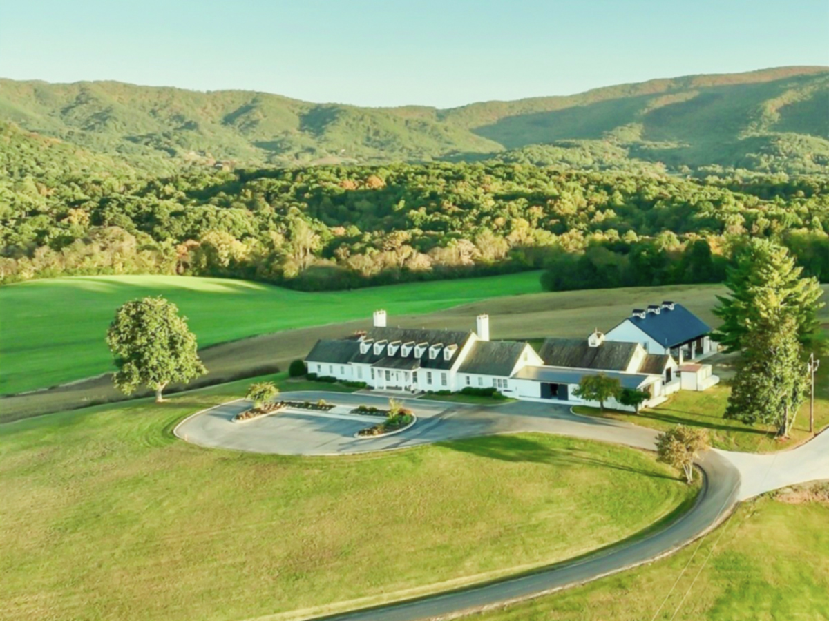 The Estate at Sweetwater Creek